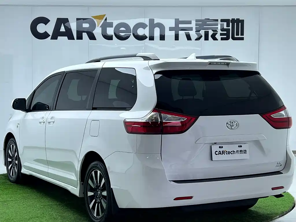 Toyota Sienna 2019 3.5L