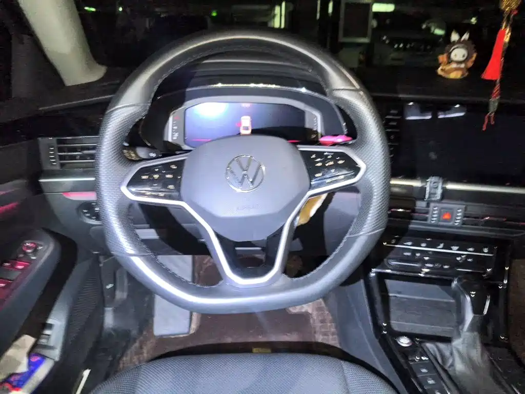 Volkswagen Passat — миниатюра 11