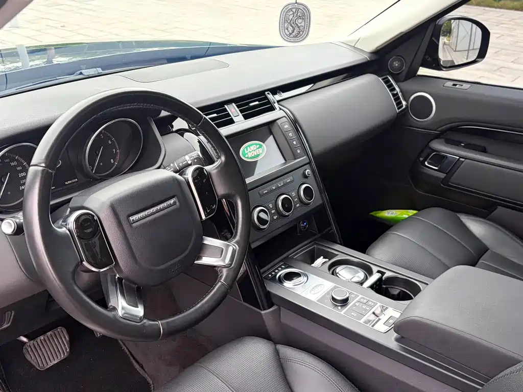 Land Rover Discovery — миниатюра 32