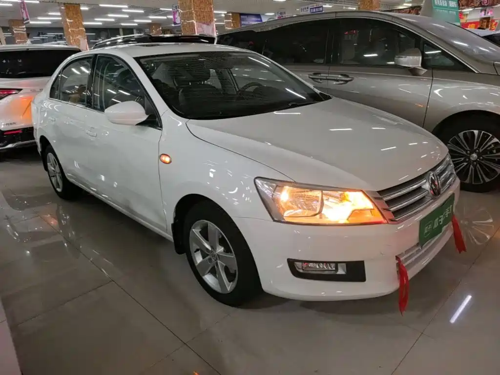 Volkswagen Santana — миниатюра 4