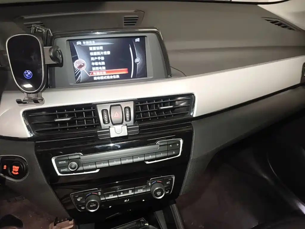 BMW X1 — миниатюра 13