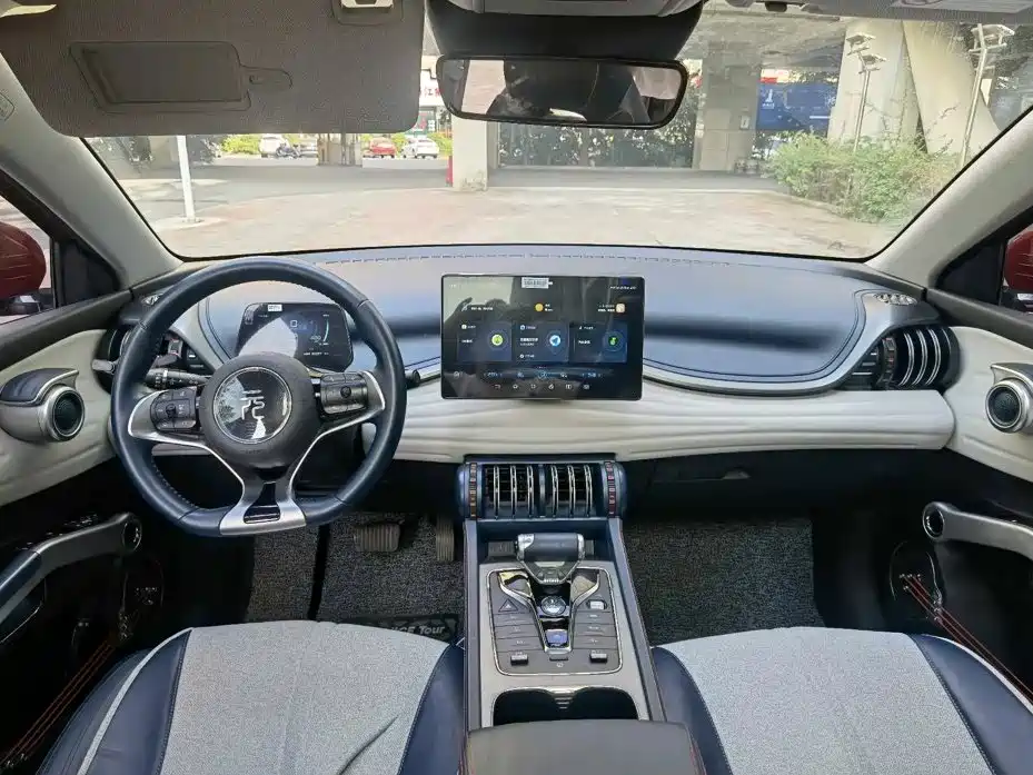 BYD Yuan Plus — миниатюра 9