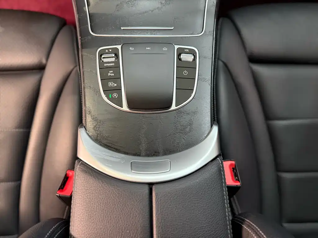Mercedes-Benz C-Class — миниатюра 17