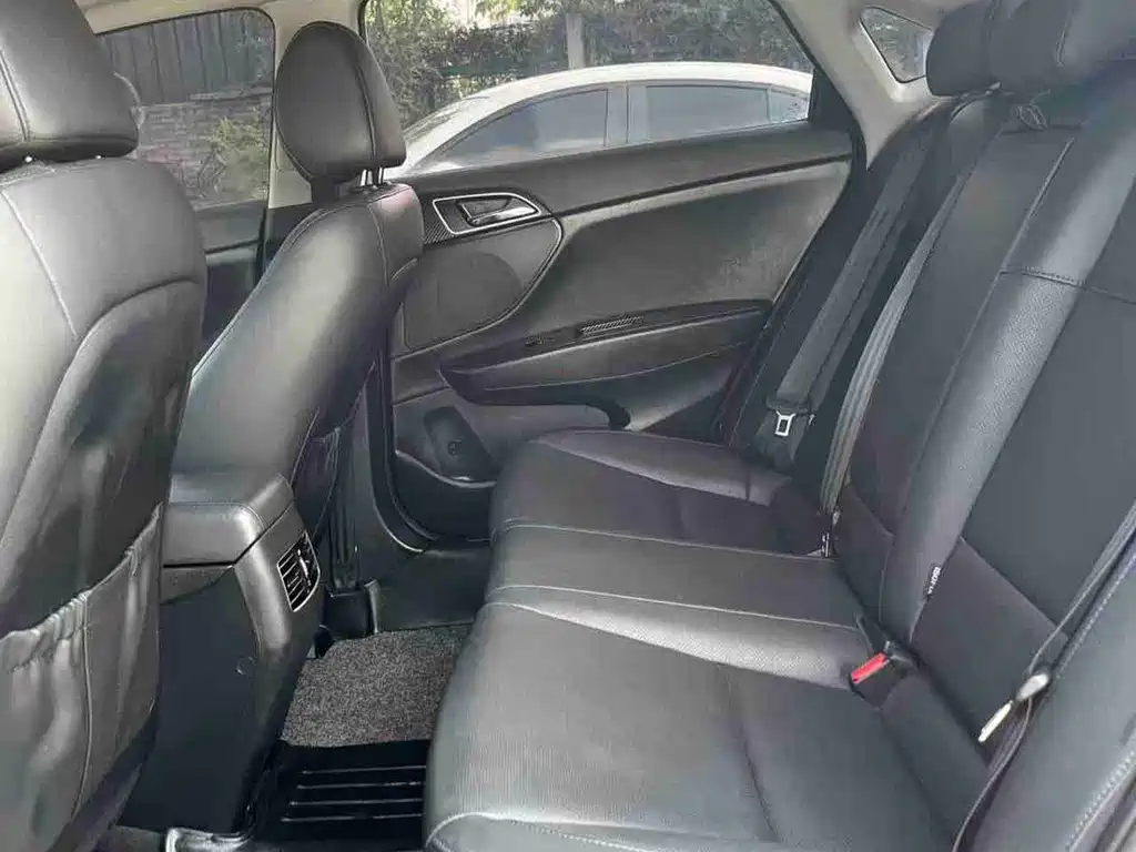 Hyundai Mistra — миниатюра 7