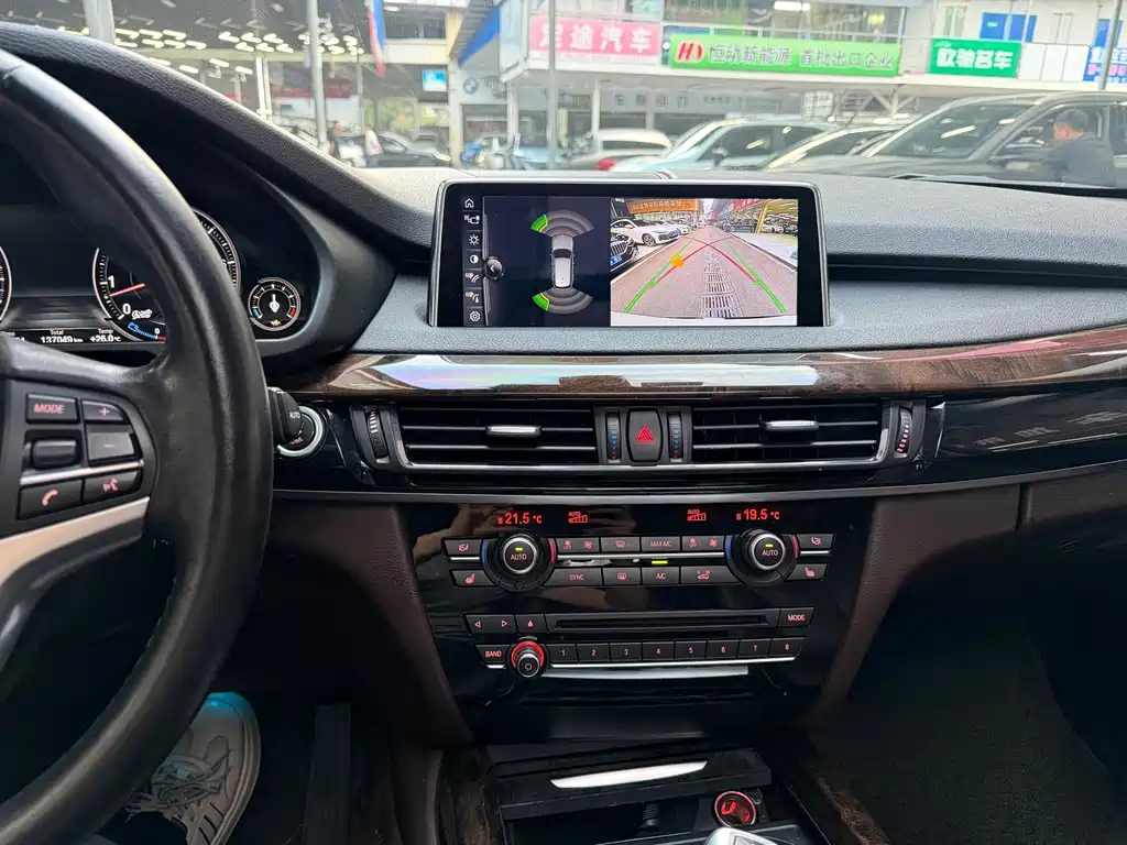 BMW X5 (Import) — миниатюра 8