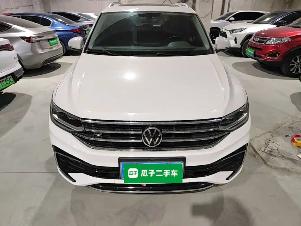 Volkswagen Tiguan L — миниатюра 2