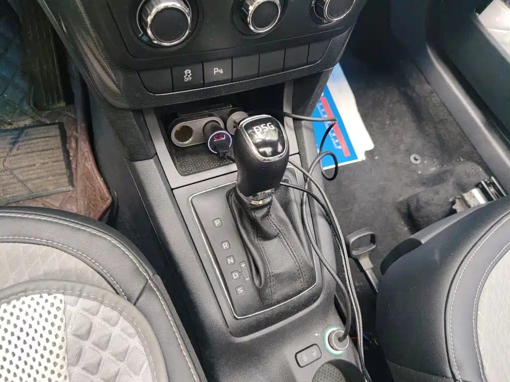 Skoda Yeti — миниатюра 17