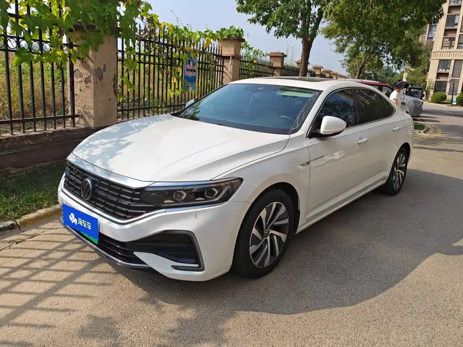 Volkswagen Passat PHEV
