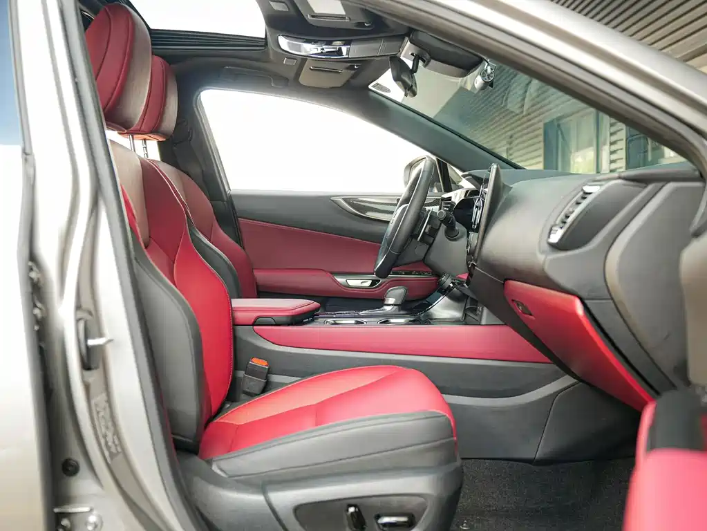 Lexus NX — миниатюра 11