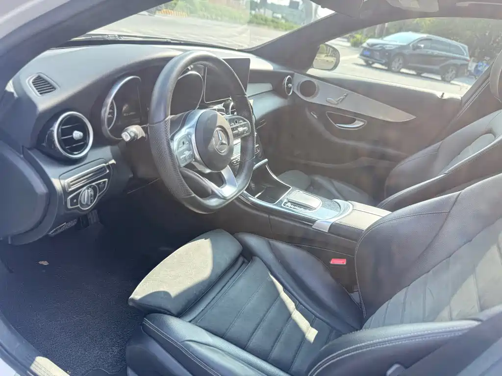 Mercedes-Benz C-Class — миниатюра 8