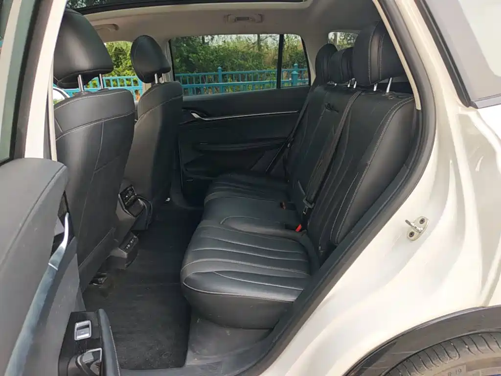 Roewe RX5 MAX — миниатюра 17