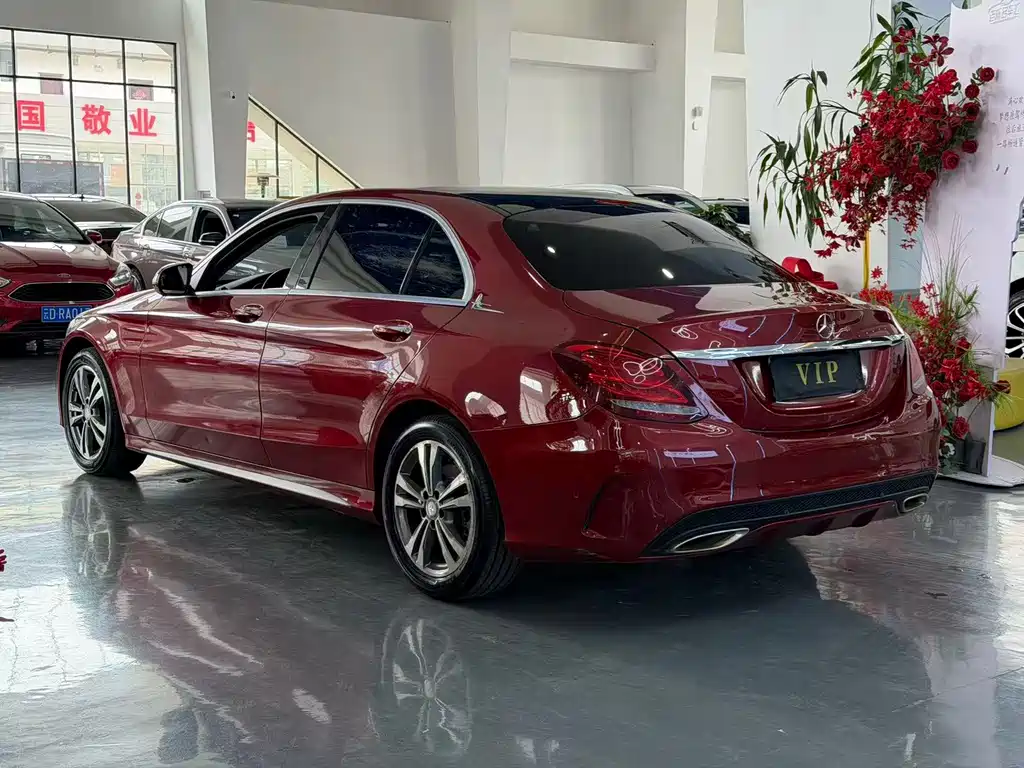 Mercedes-Benz C-Class — миниатюра 9