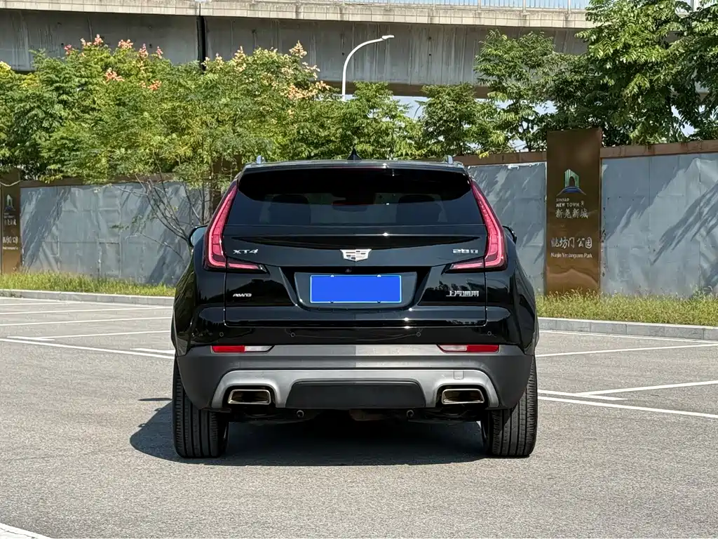 Cadillac XT4 — миниатюра 5