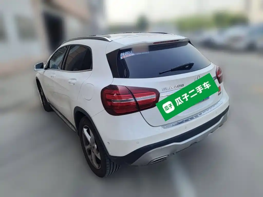 Mercedes-Benz GLA — миниатюра 7