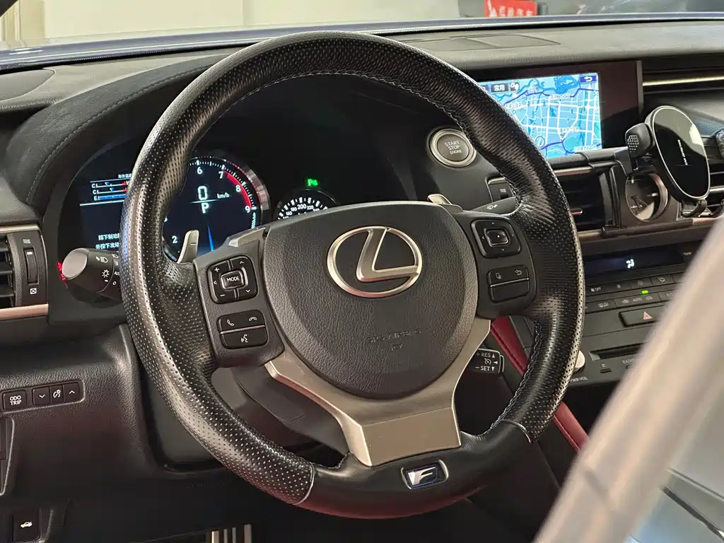 Lexus RC F — миниатюра 15