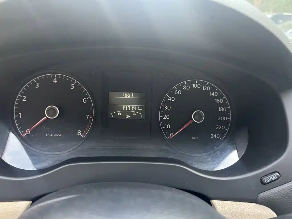 Volkswagen Sagitar — миниатюра 4