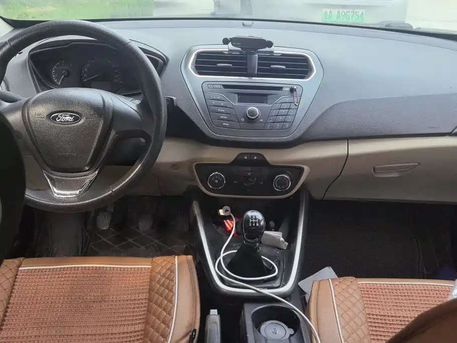 Ford Escort — миниатюра 11