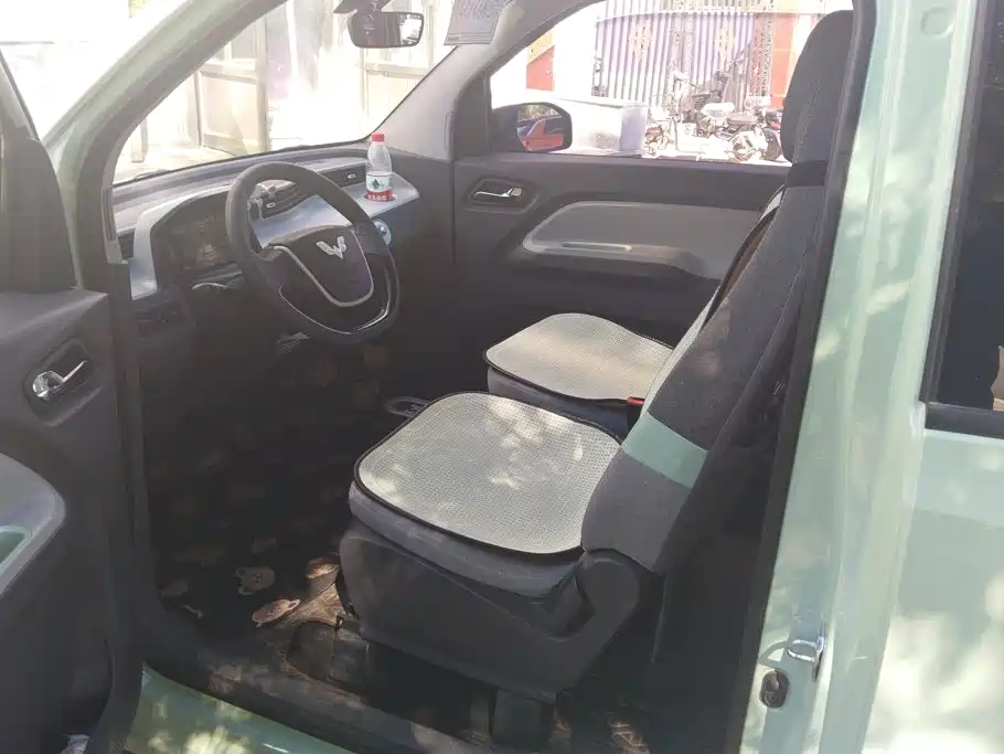 Wuling MINIEV — миниатюра 9