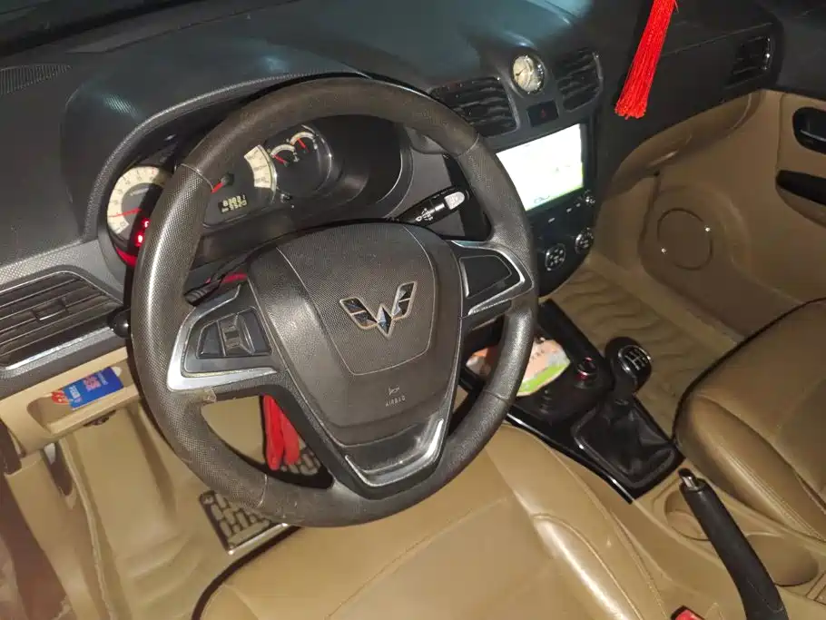 Wuling Hongguang — миниатюра 15