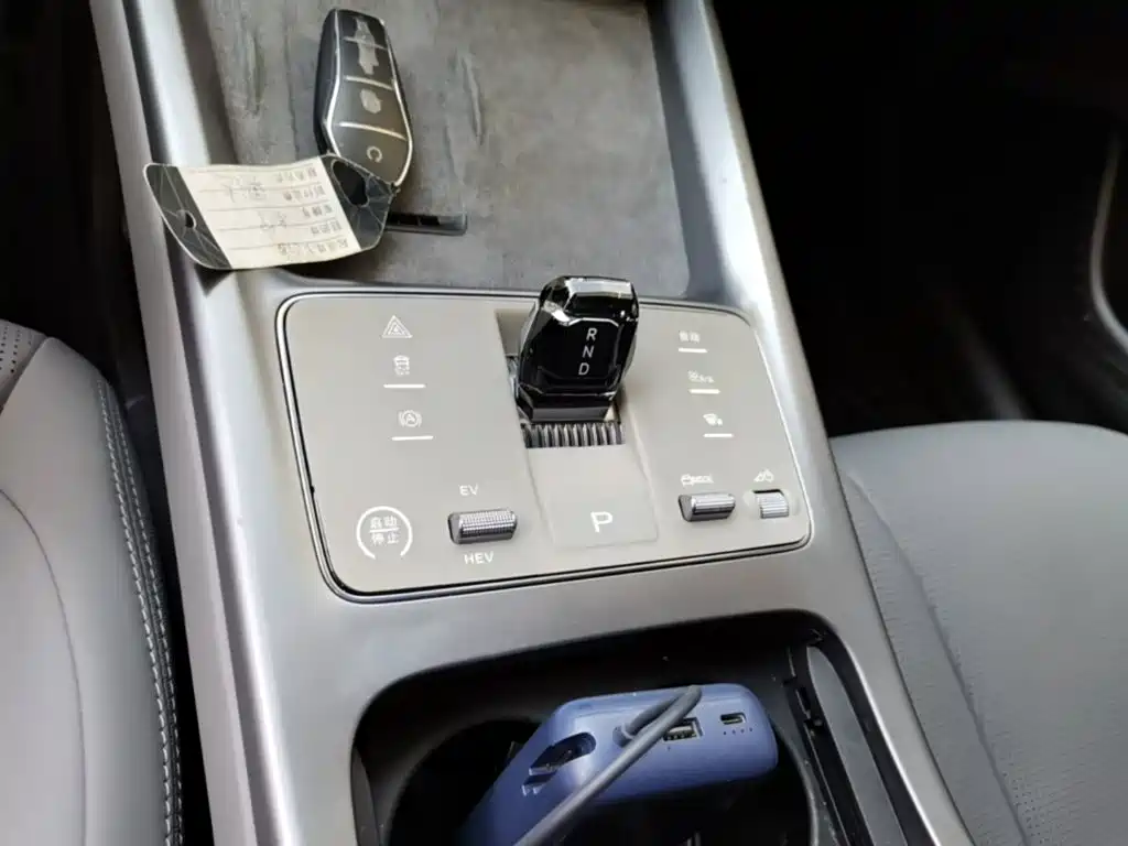 BYD Seal — миниатюра 14