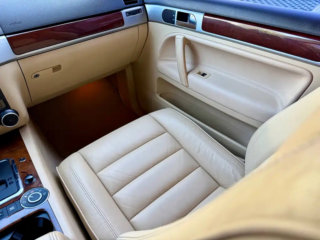 Volkswagen Touareg — миниатюра 10