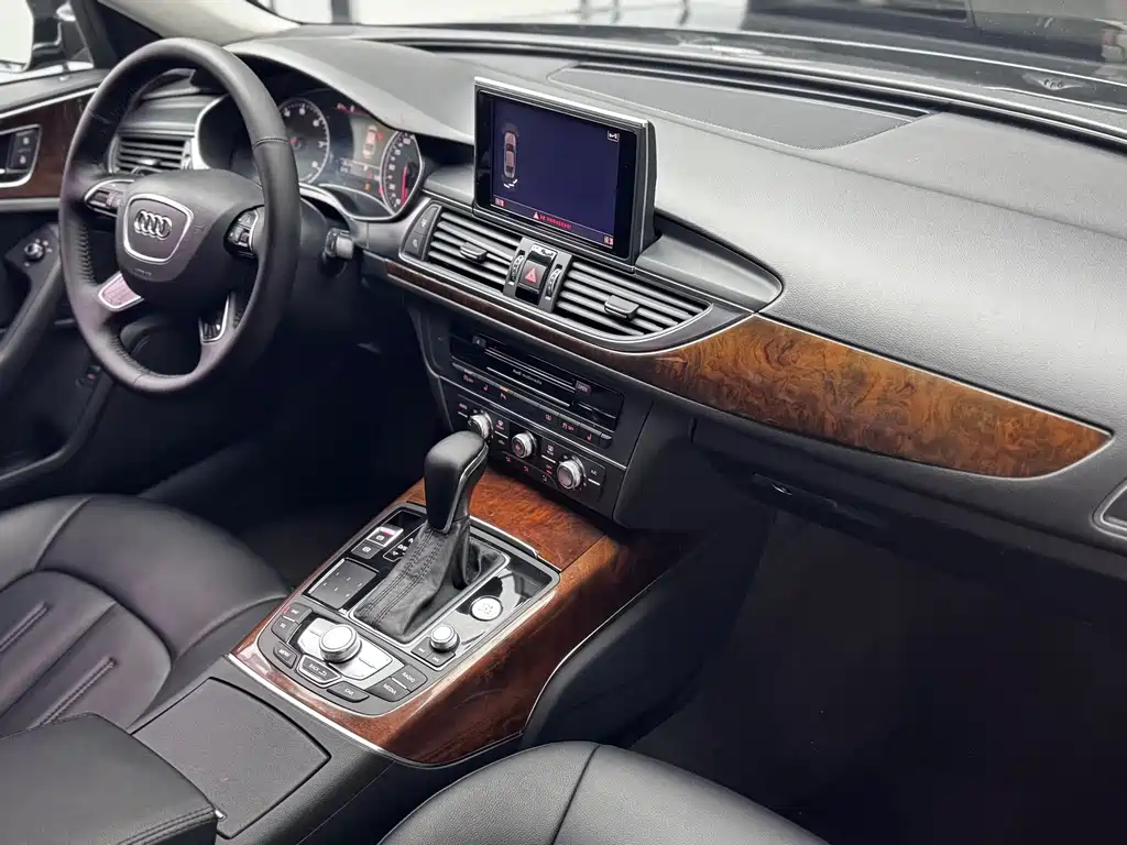 Audi A6L — миниатюра 12