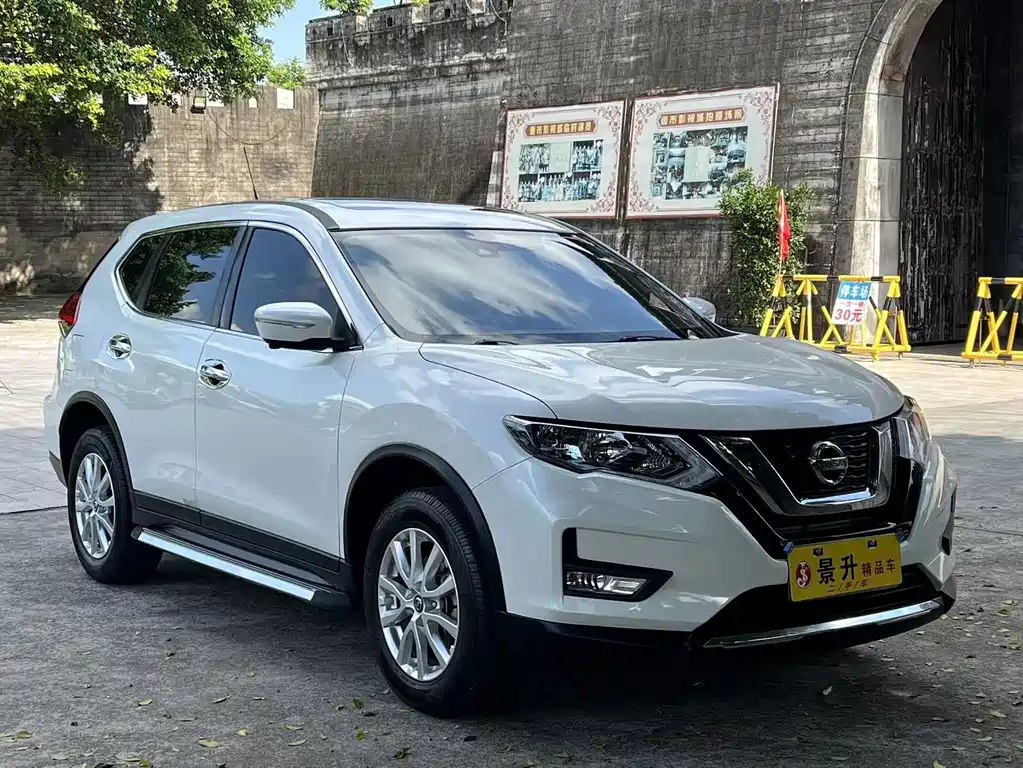 NISSAN QIJUN