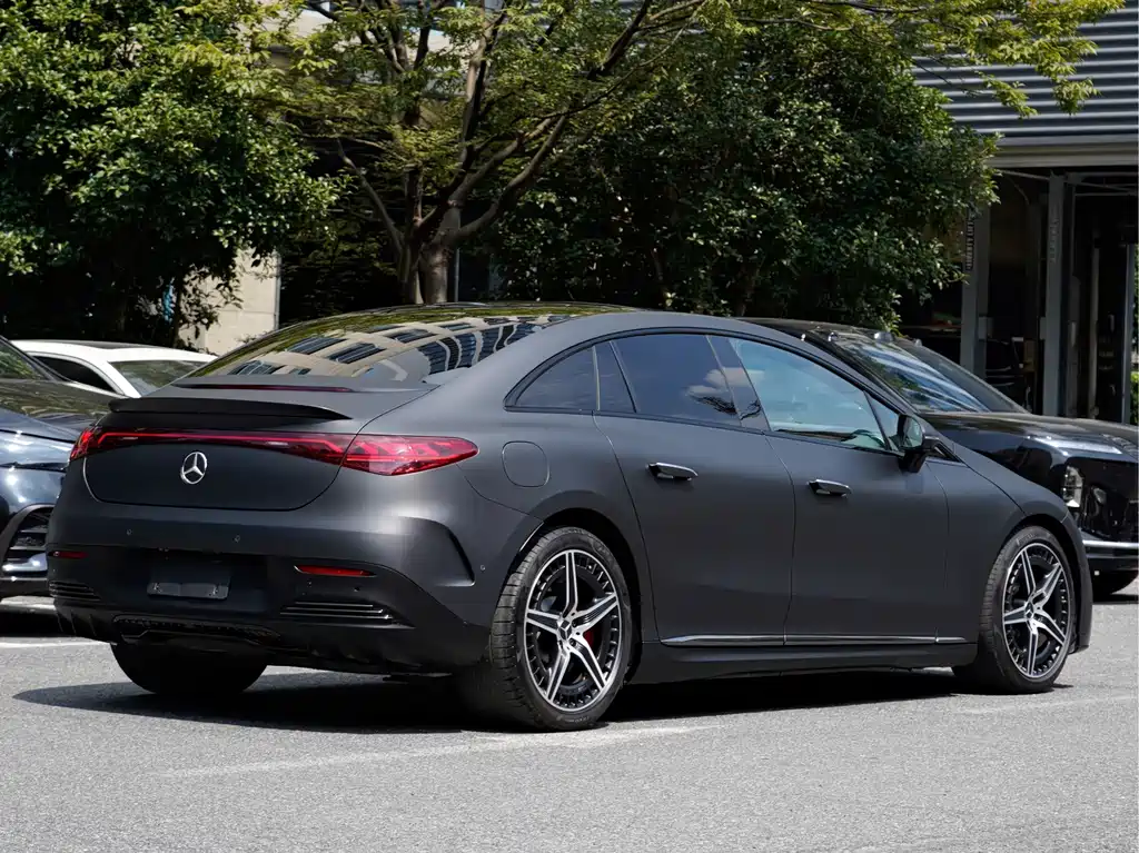 Mercedes-Benz EQE AMG — миниатюра 4