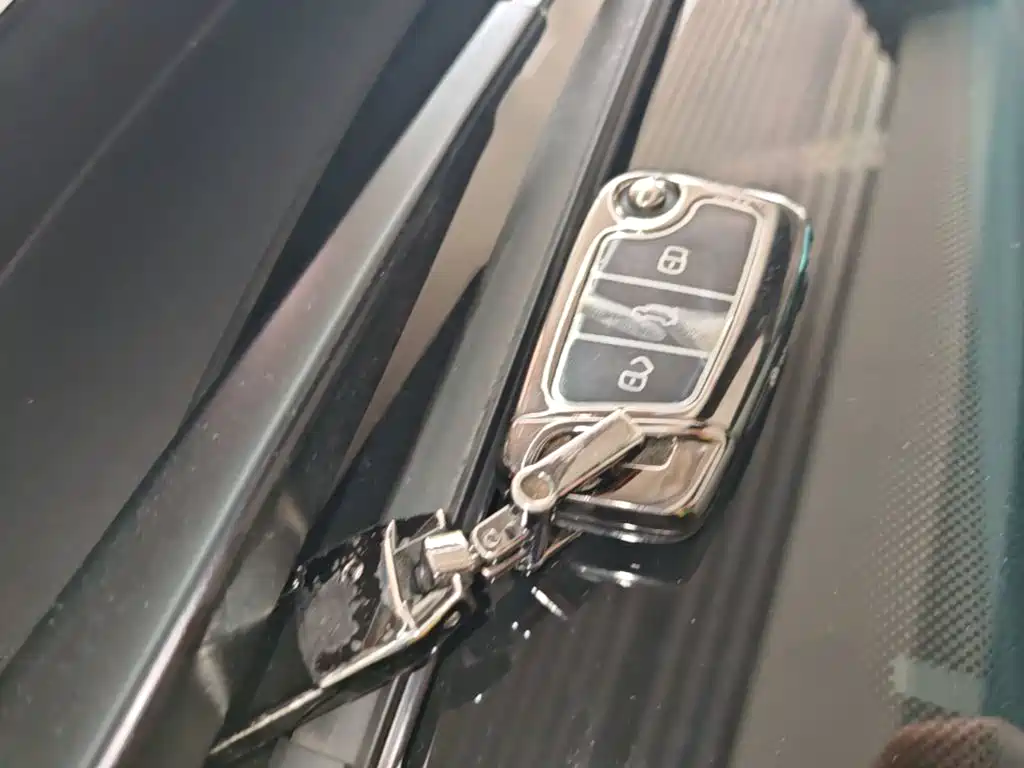 Volkswagen Sagitar 2026 3000 300TSI DSG