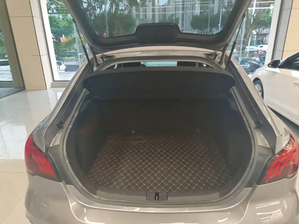 MG MG6 — миниатюра 19