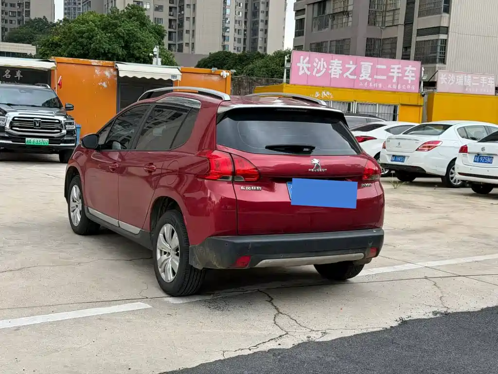 Peugeot 2008 — миниатюра 9