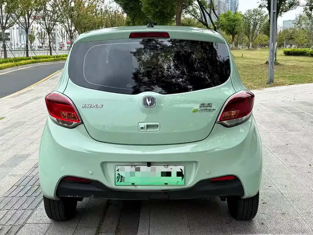 Changan Benben E-Star — миниатюра 8