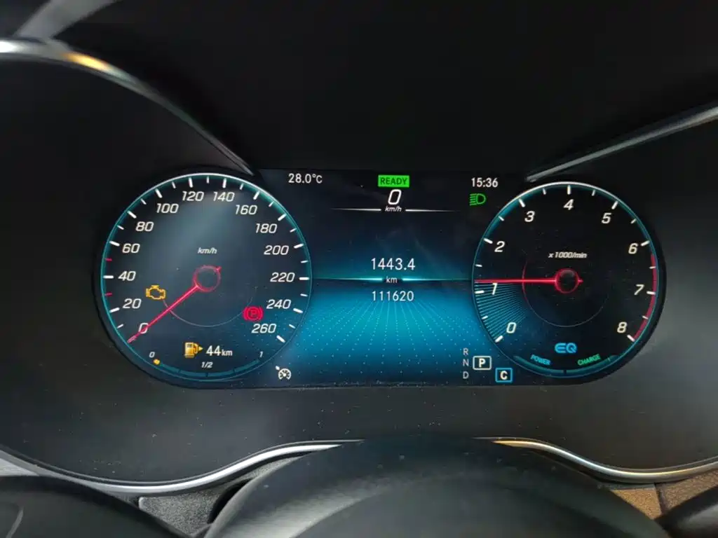 Mercedes-Benz C-Class — миниатюра 12
