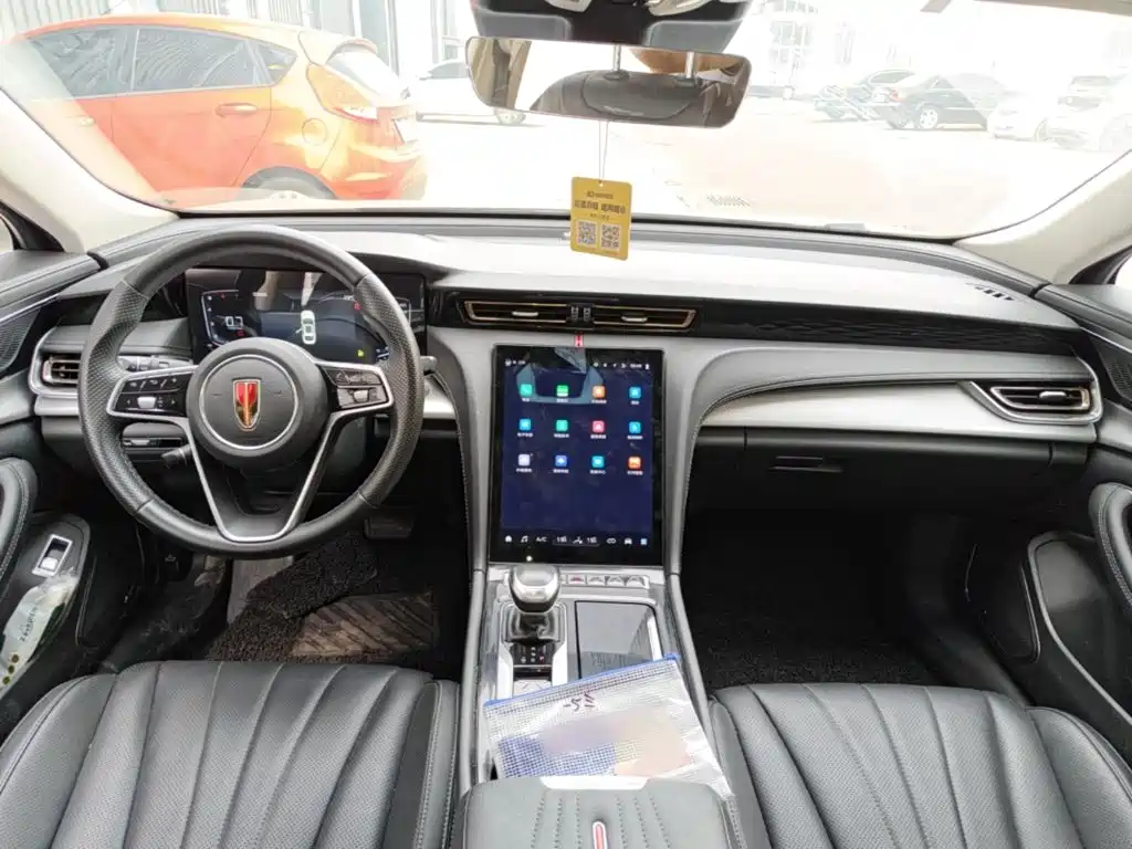 Hongqi Hongqi H5 — миниатюра 10