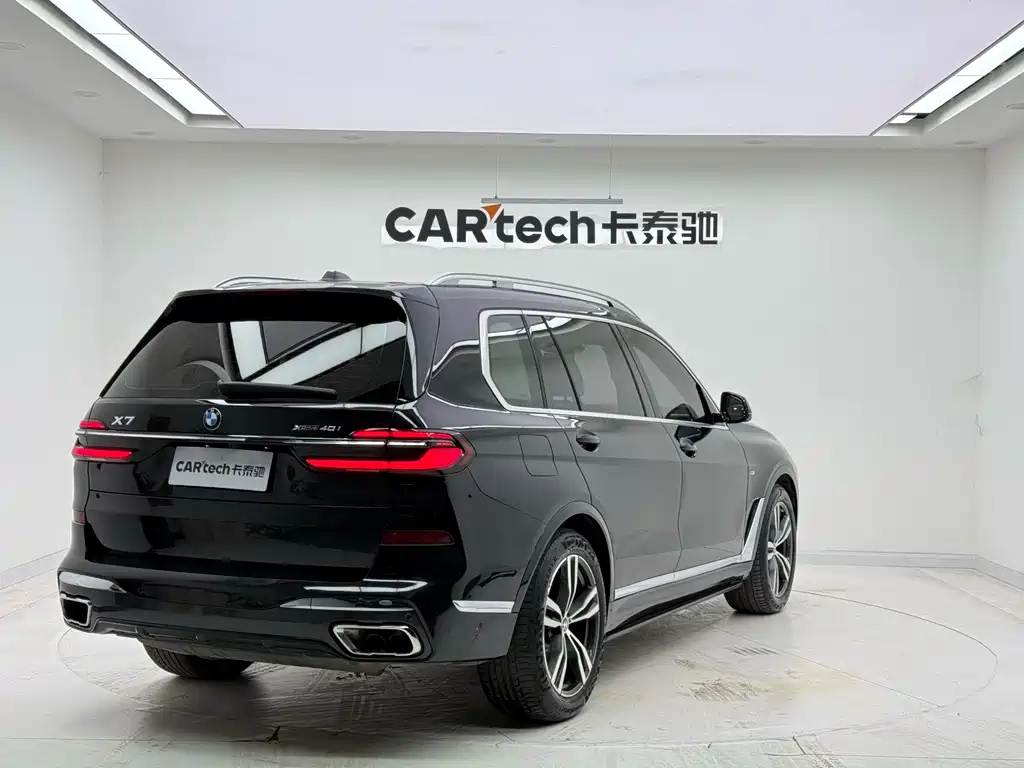 BMW X7 2023 xDrive40i Premium M Sport