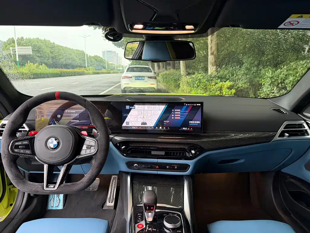 BMW M4 — миниатюра 10