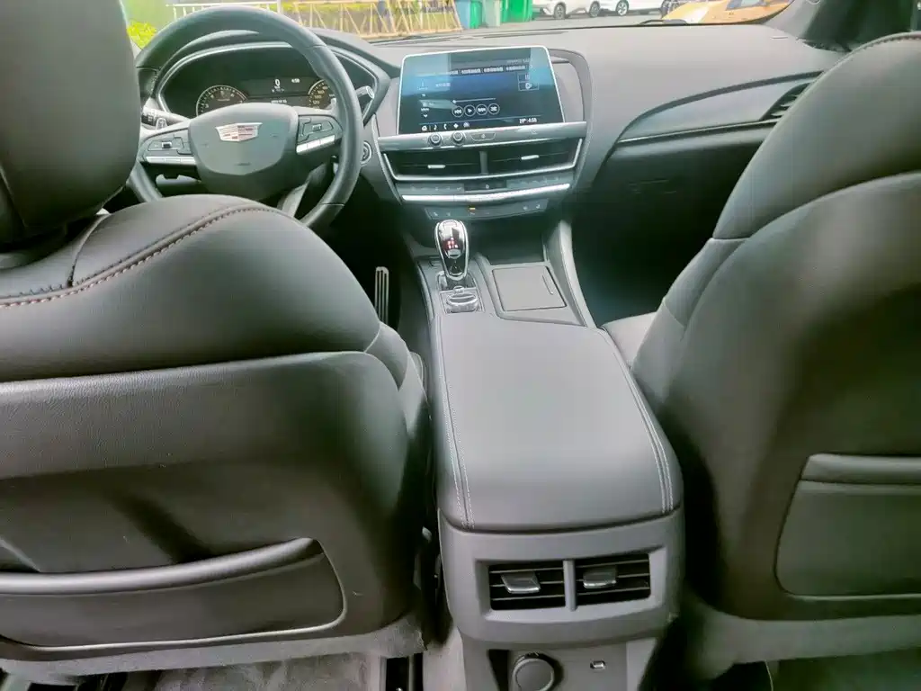Cadillac CT5 — миниатюра 22