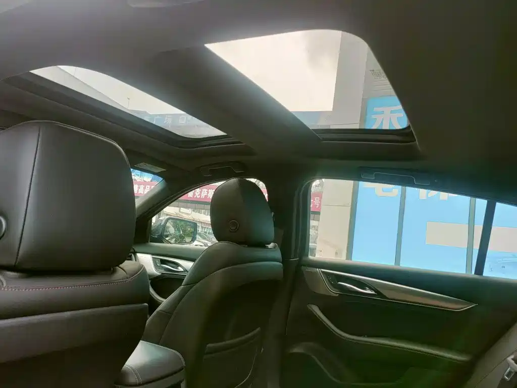 Cadillac CT5 — миниатюра 20