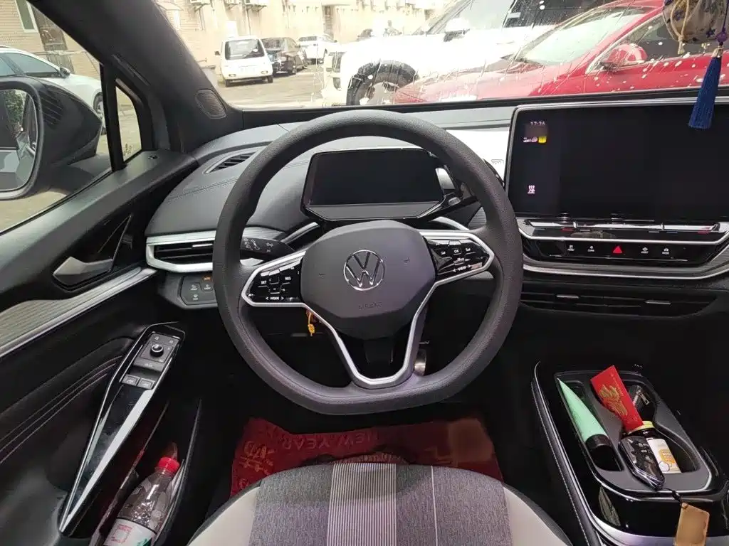 Volkswagen ID.4 Crozz — миниатюра 3