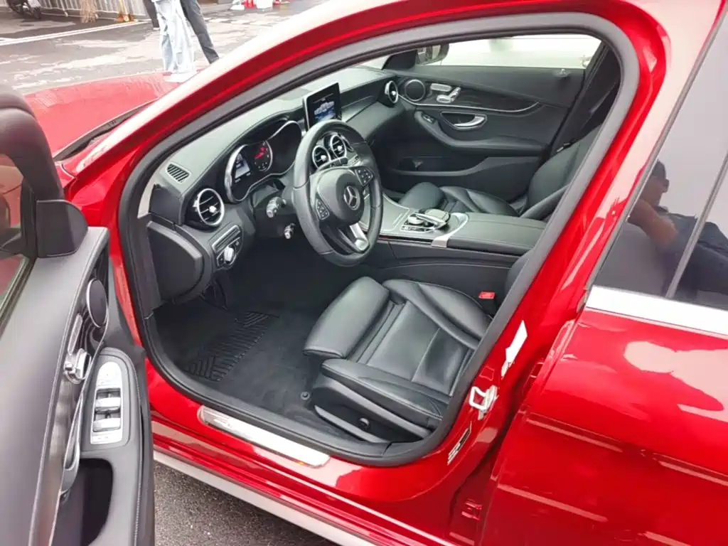 Mercedes-Benz C-Class — миниатюра 16