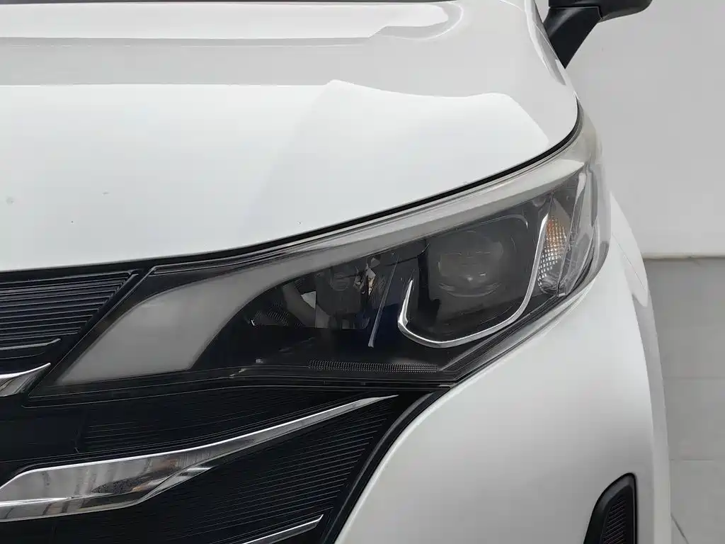 GAC Motor Trumpchi M6 — миниатюра 7