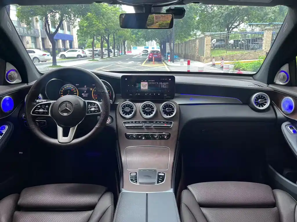 Mercedes-Benz GLC — миниатюра 10