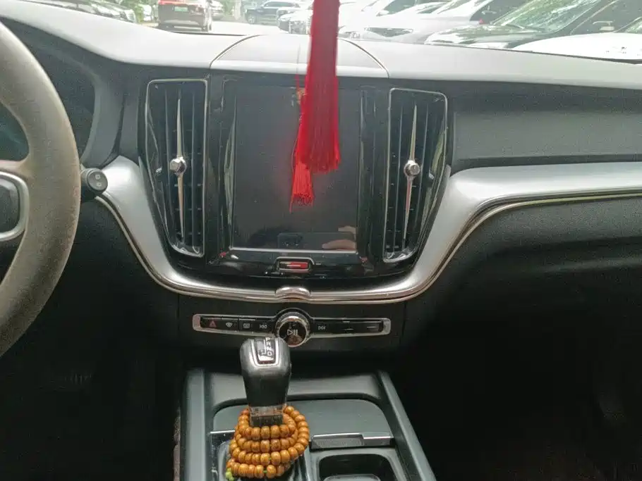 Volvo XC60 — миниатюра 13