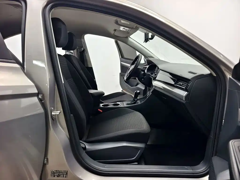 Volkswagen Bora — миниатюра 13