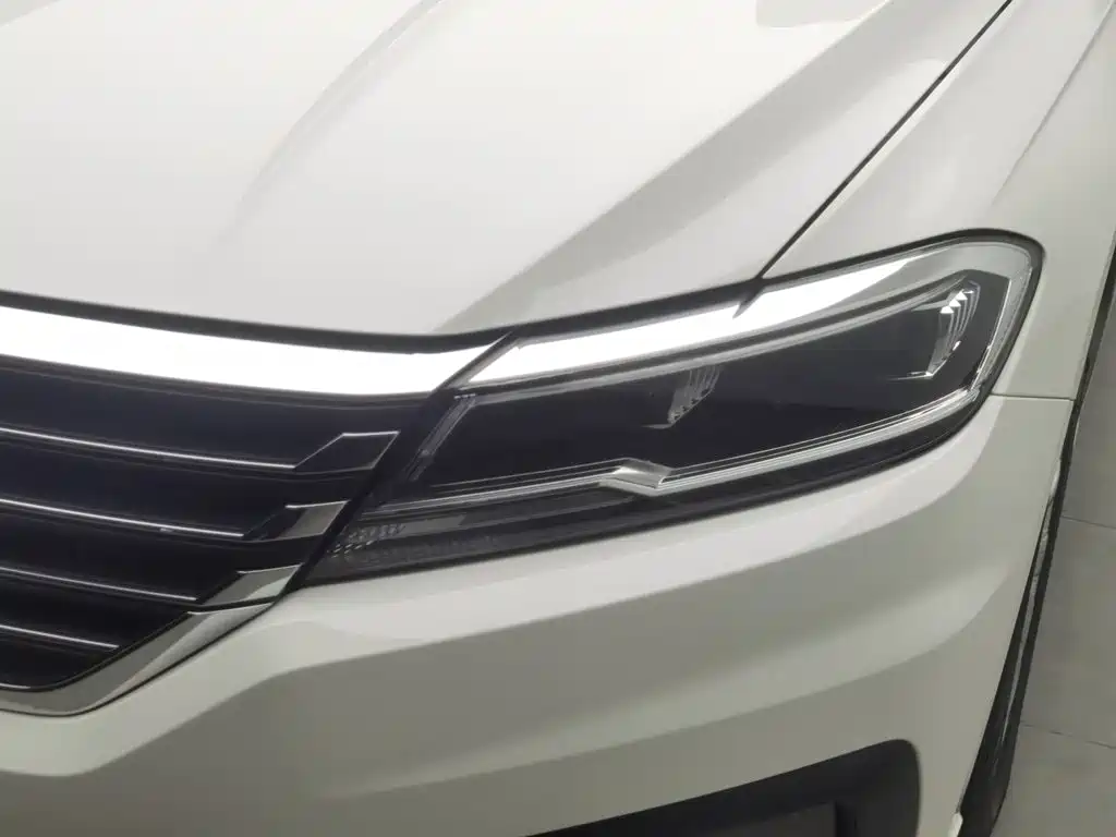 Volkswagen Lavida — миниатюра 7