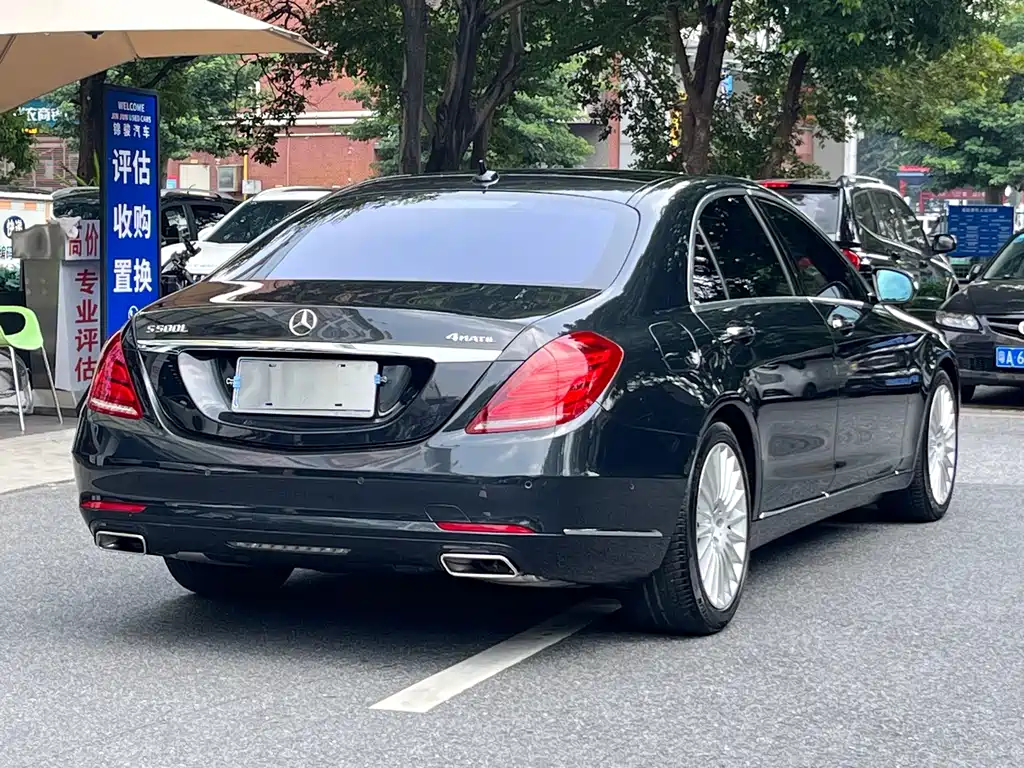 Mercedes-Benz S-Class — миниатюра 6