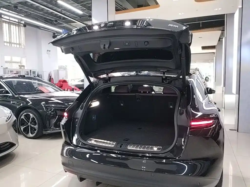 NIO ET5T — миниатюра 19
