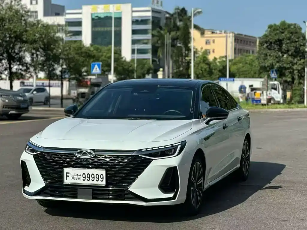 Chery Arrizo 8