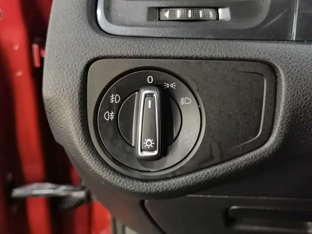 Volkswagen Golf — миниатюра 21