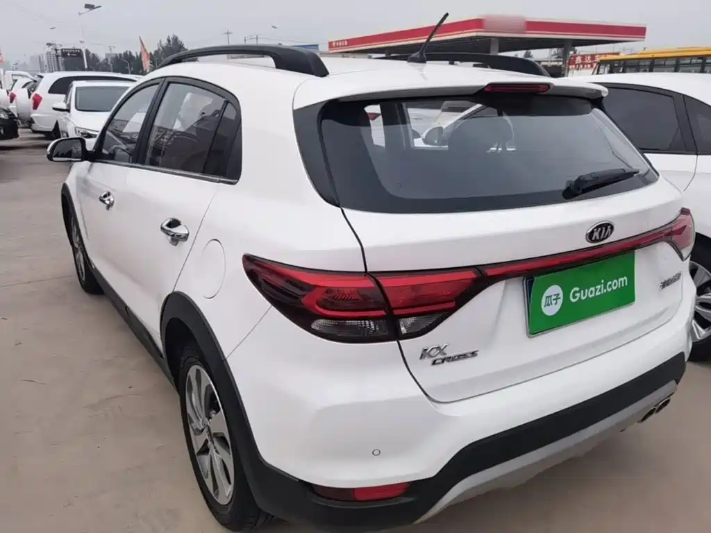 Kia KX Cross — миниатюра 5